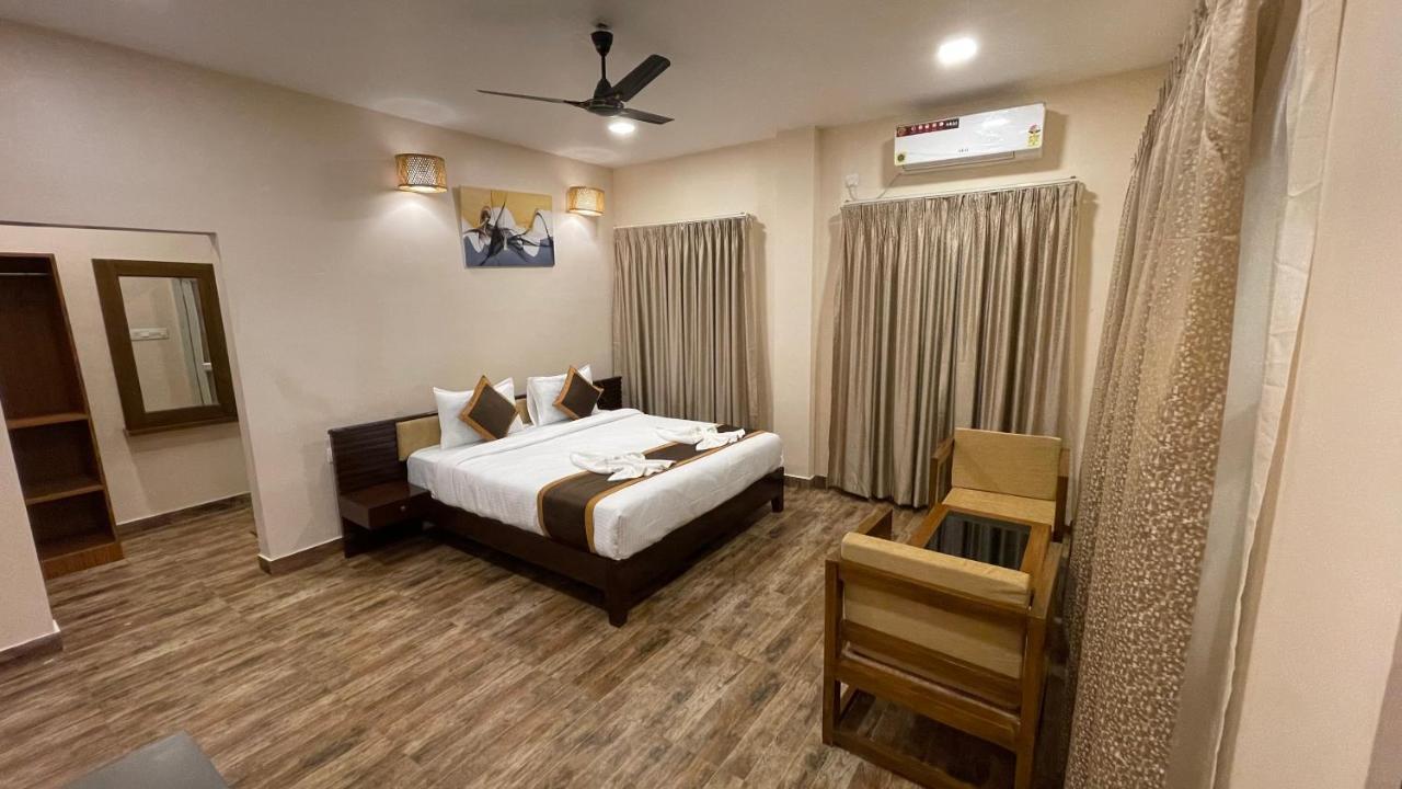 Jaldapara Forest Tourist Lodge Jftl Madari Hat Buitenkant foto