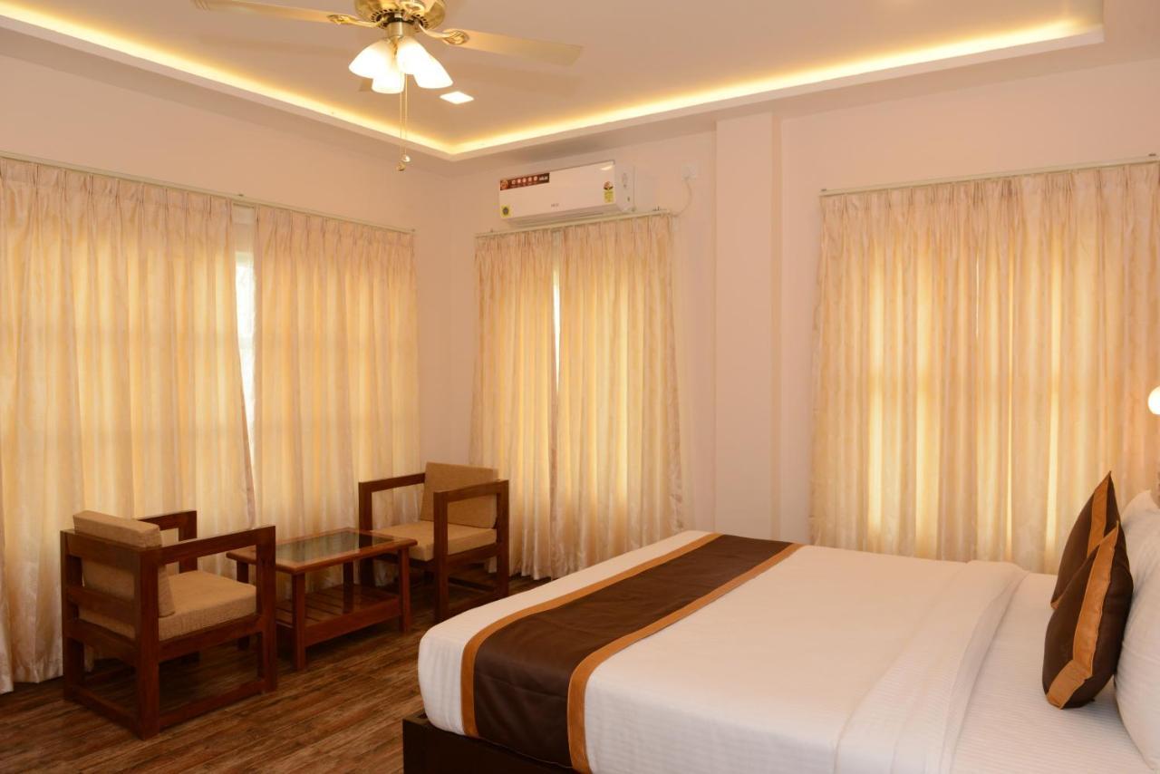 Jaldapara Forest Tourist Lodge Jftl Madari Hat Buitenkant foto